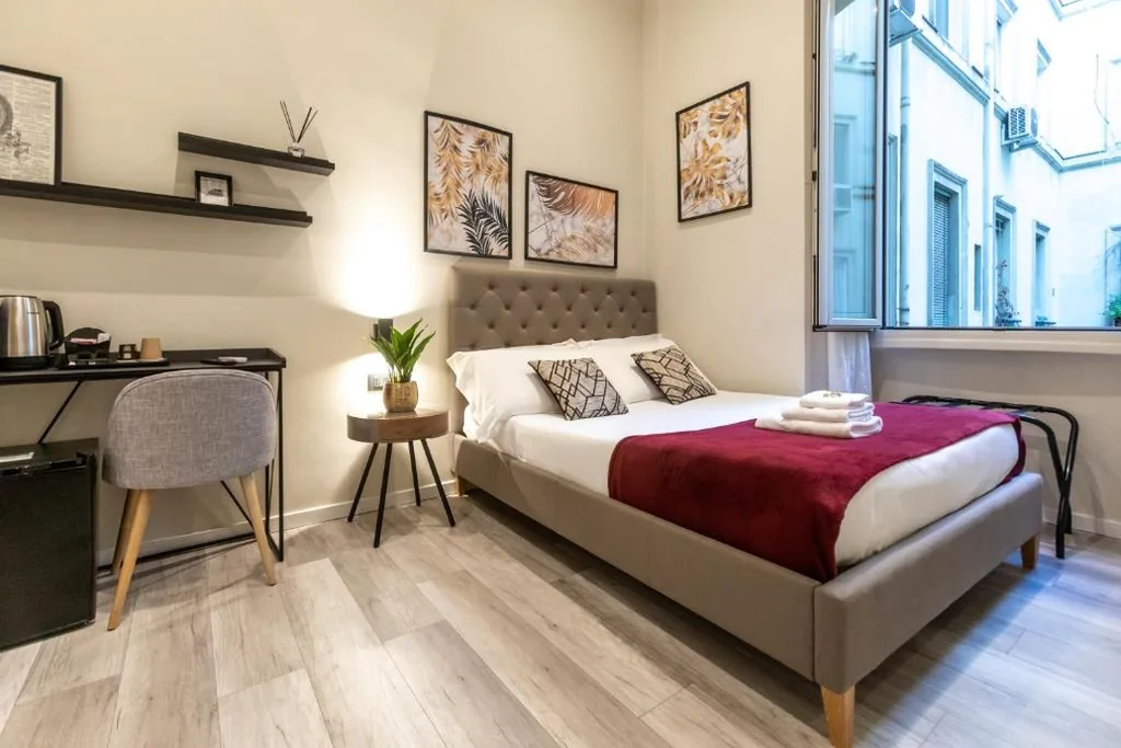 Single Room — Suites 44 Via Cicerone – modern Rooms – Guesthouse close to Vaticano, San Pietro, Castel Sant’angelo