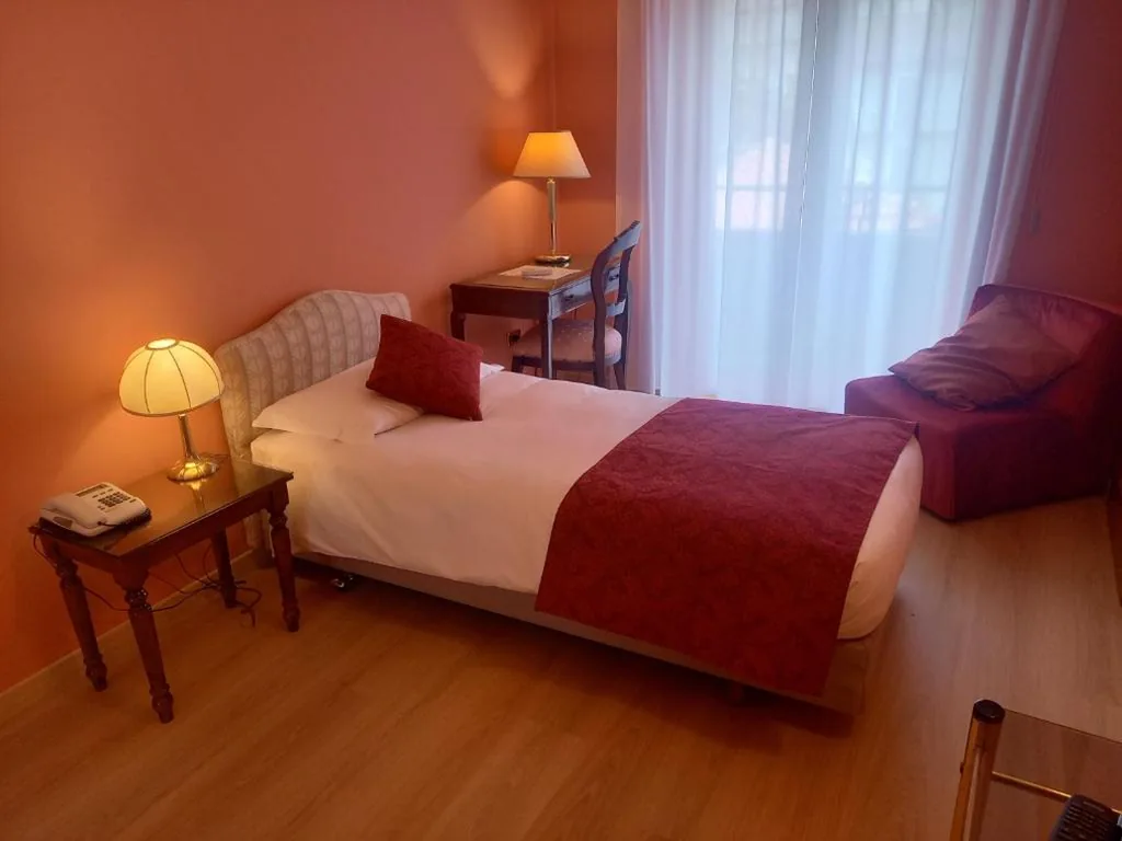 Camera Singola Superior — Hotel Moderno