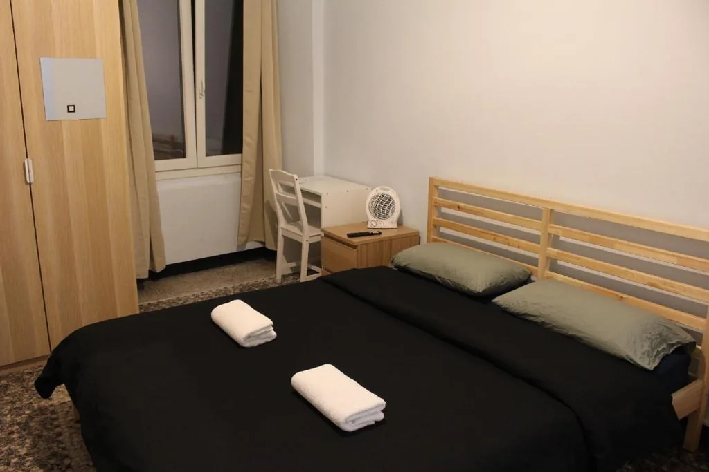 Superior Single Room — Uddin House