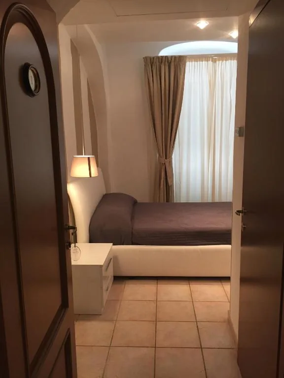 Single Room — Villa Accini