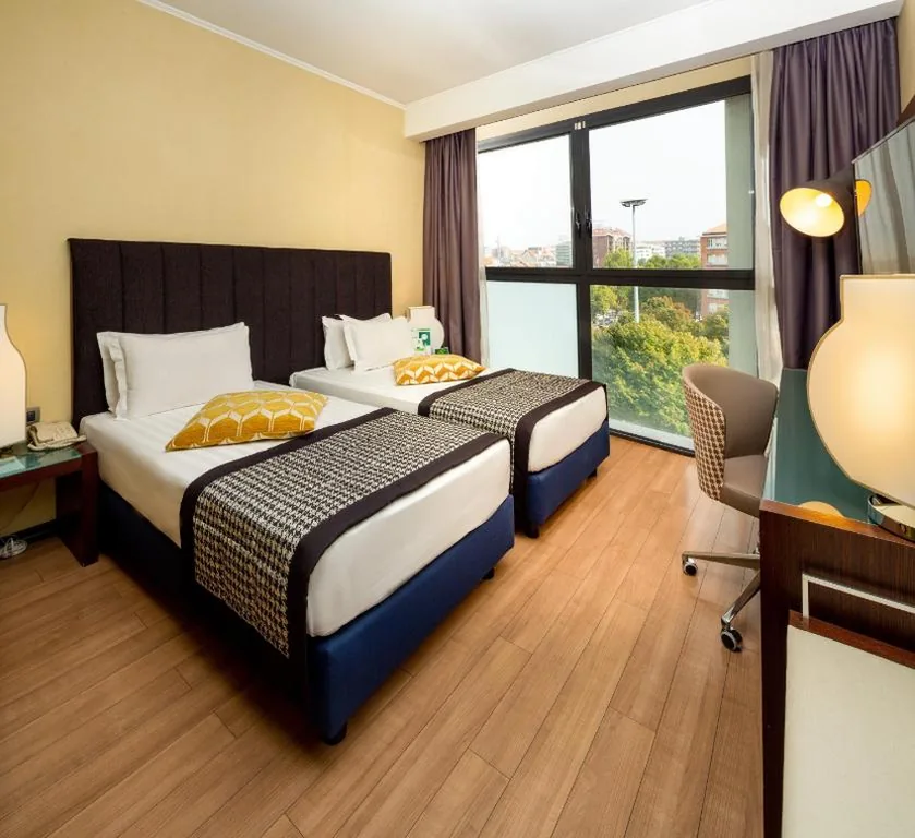 Standard Twin Room - Smoking — Holiday Inn Turin Corso Francia by IHG