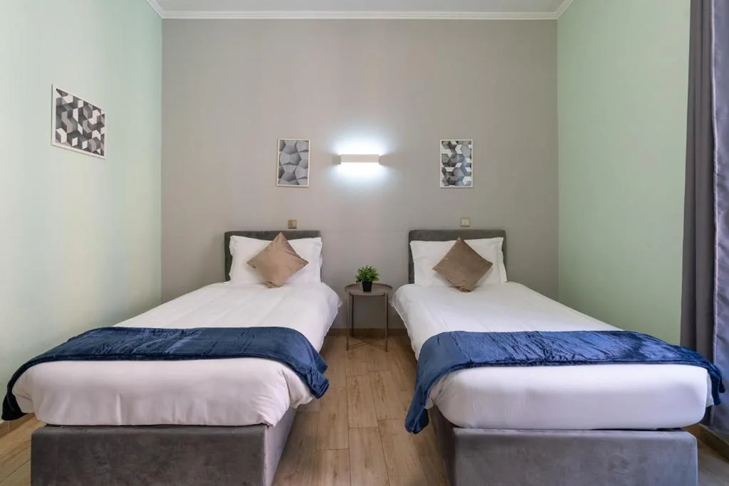 Standard Twin Room — Giusi Rooms – Esquilino Harmony Guesthouse