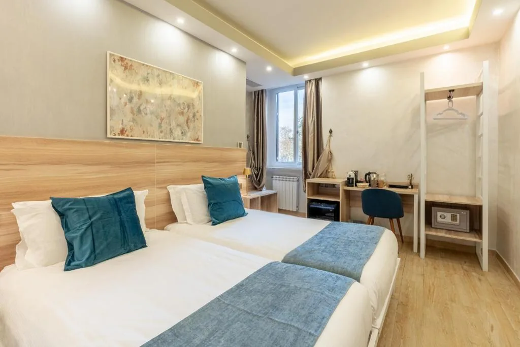 Standard Double Room with Single Beds — Rome Love Hotel
