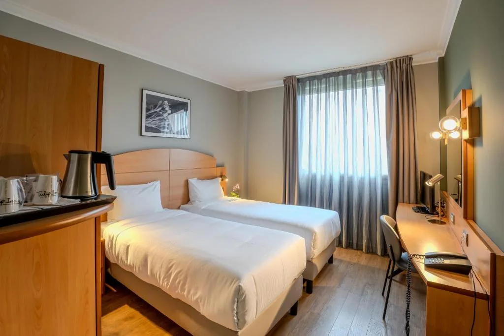 Standard Twin Room — Tulip Inn Turin West Rivoli