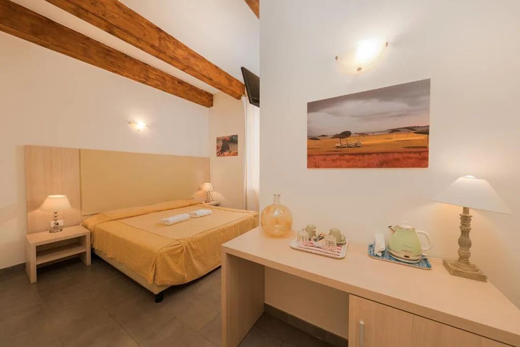 Standard Double/Twin Room — Affittacamere Da Flo
