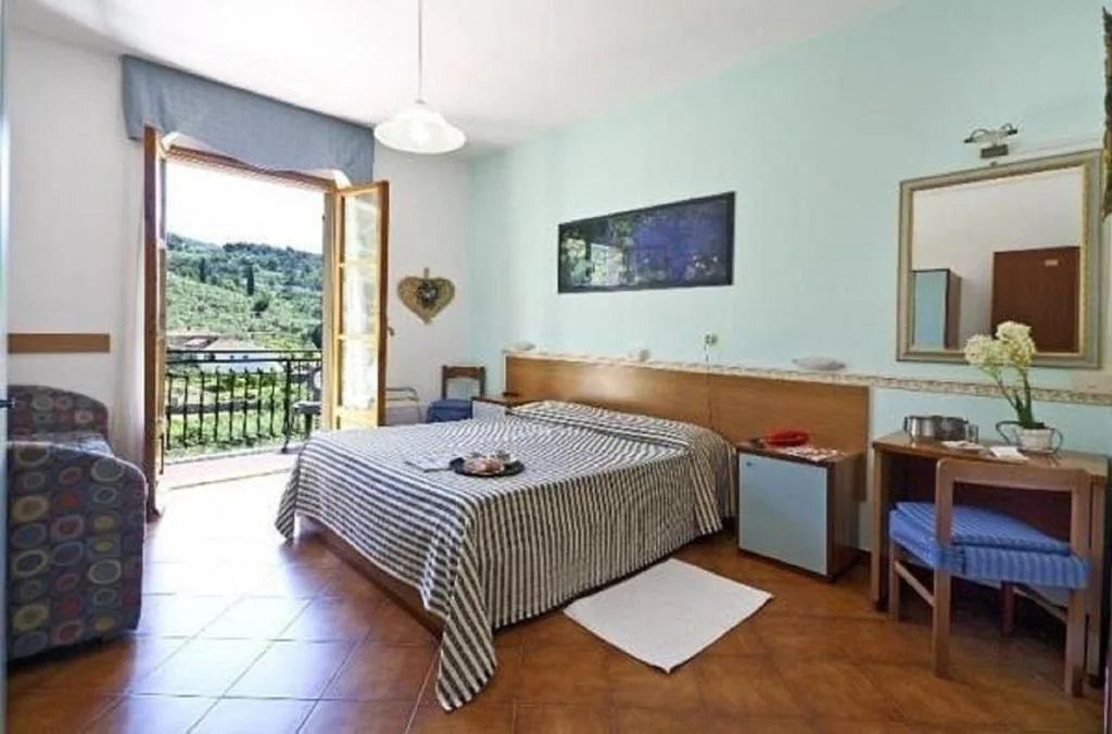 Camera Standard Matrimoniale/Doppia con Letti Singoli — Albergo Ristorante San Matteo