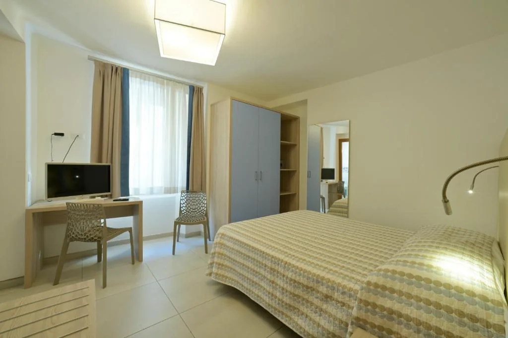 Standard Double/Twin Room — Hotel La Balnearia