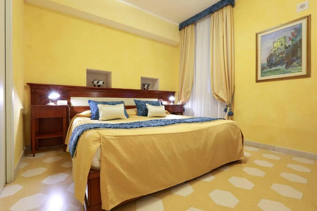 Camera Standard Matrimoniale/Doppia con Letti Singoli — Locanda Il Maestrale
