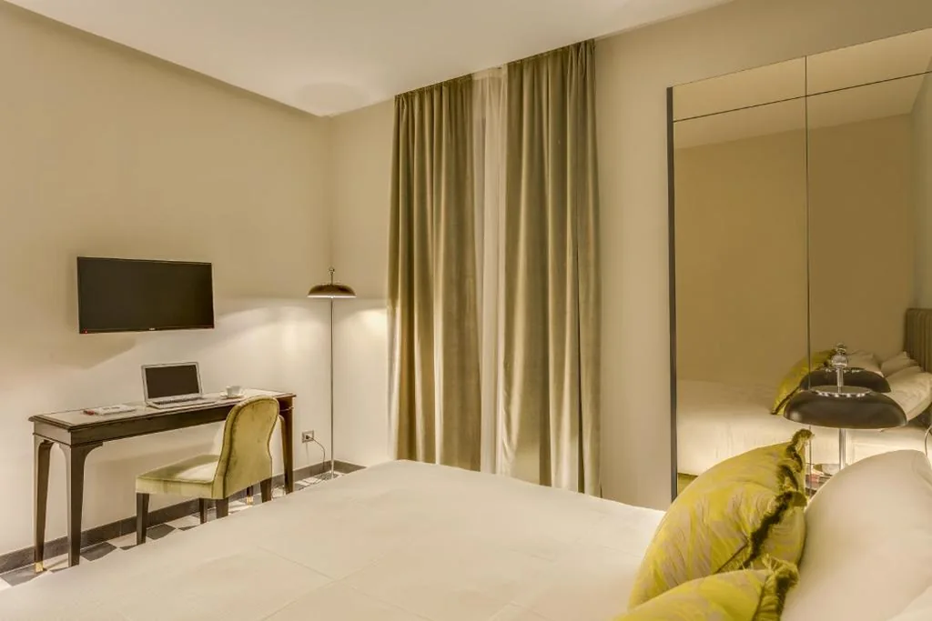 Standard Double/Twin Room — Otivm Hotel