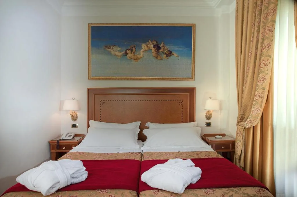 Camera Standard Matrimoniale/Doppia con Letti Singoli — Pinewood Hotel Rome