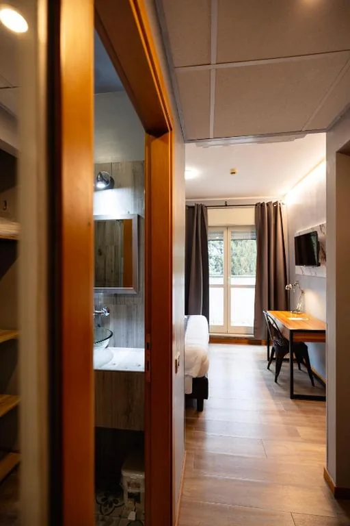 Standard Double Room/Twin Room — Scheppers Hotel