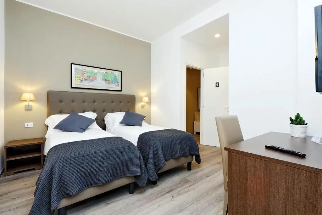 Standard Double/Twin Room with Garden View — Victory Rooms