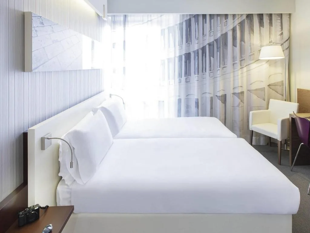Camera Superior con 2 Letti alla Francese — Ibis Styles Roma Eur