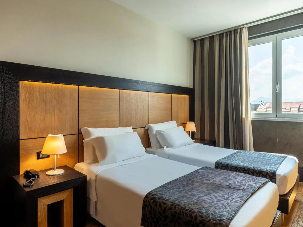 Camera Superior Doppia con Letti Singoli — B&B Hotel Borgaro Torinese