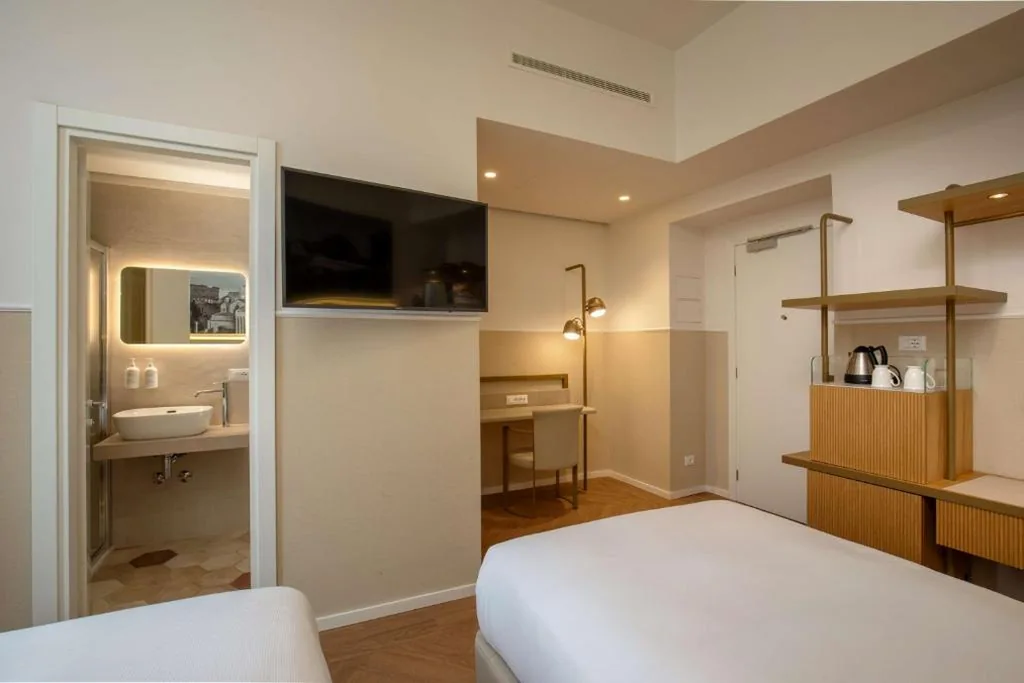 Superior Twin Room with Single Beds — Cosmopolita Rome Colosseum, Tapestry Collection by Hilton