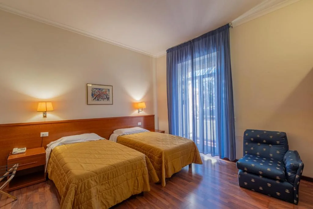 Camera Superior Doppia con Letti Singoli — Hotel Monte Verde