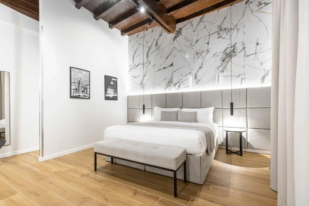 Superior Room — Home at Rome Luxury Navona Guest House 2