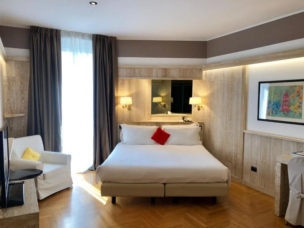 Superior Room — Hotel Alla Posta