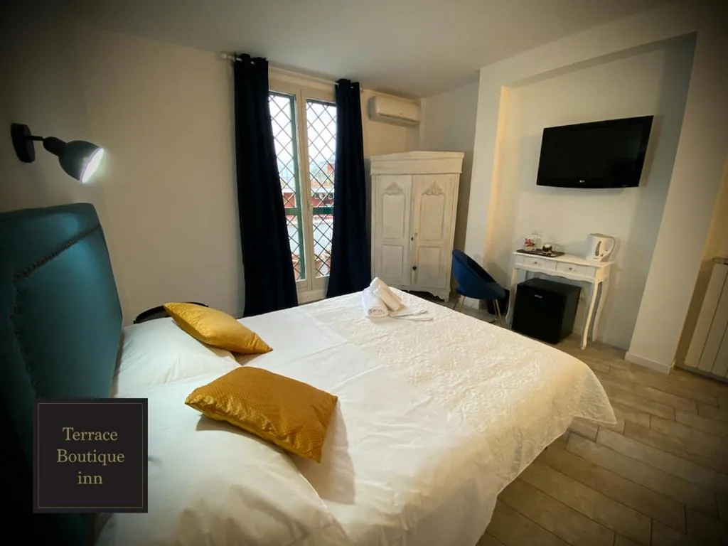 Camera Superior King/Doppia con Letti Singoli — Terrace Boutique Inn