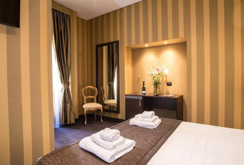 Superior Double Room with Twin Beds — AS Planet