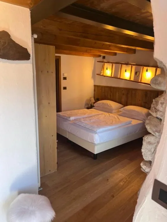 Superior Double/Twin Room with Mountain View — BeB LUCA76