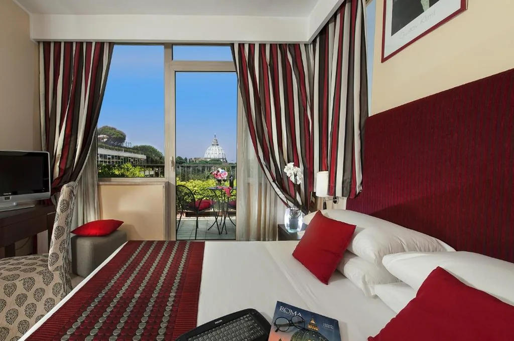 Superior Double or Twin Room with Terrace — Cardinal Hotel St. Peter