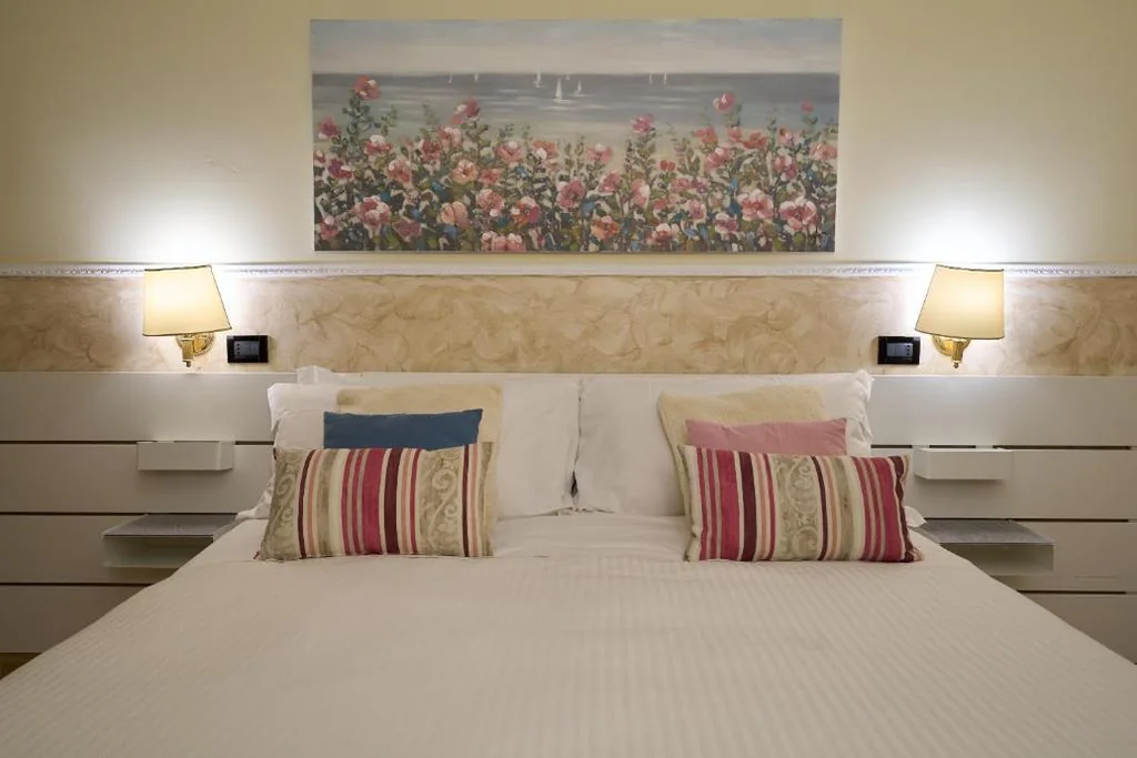 Camera Superior Matrimoniale/Doppia con Letti Singoli con Balcone — Hotel Ascot