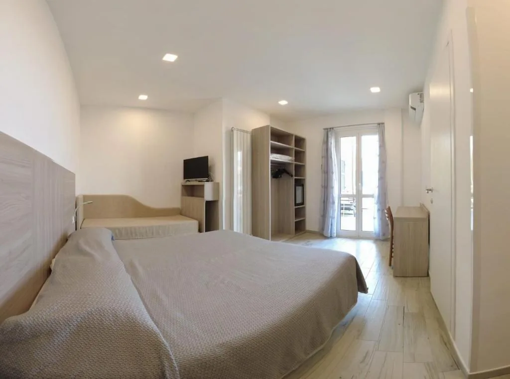 Camera Superior Matrimoniale/Doppia con Letti Singoli con Vista Mare — Hotel Deutsche Familien