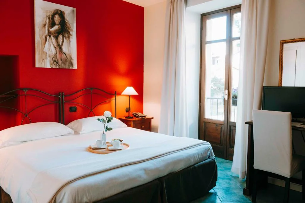 Camera Superior Matrimoniale/Doppia con Letti Singoli — Hotel La Contrada