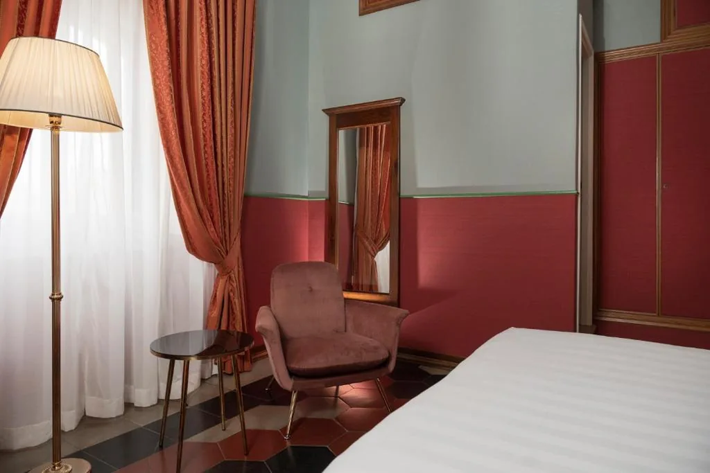 Superior Double or Twin Room — Hotel Oceania