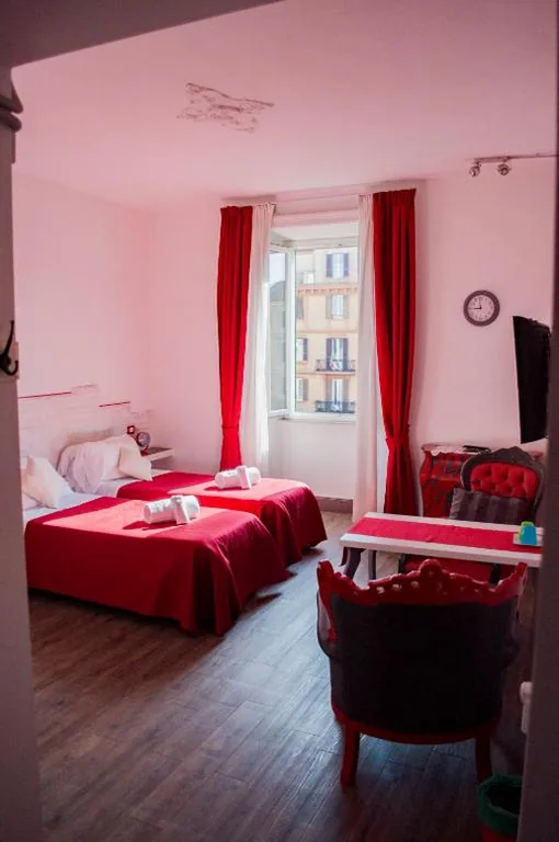 Superior Double/Twin Room with City View — Relais Cola Di Rienzo