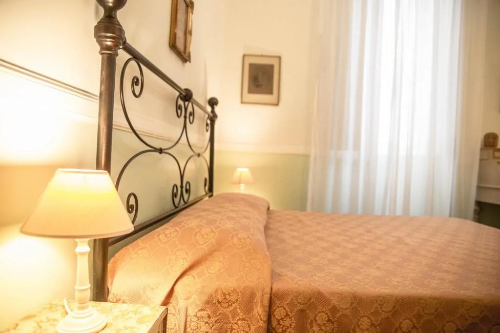 Camera Superior Matrimoniale/Doppia con Letti Singoli — Residenza Maritti Classic Rooms – Guesthouse