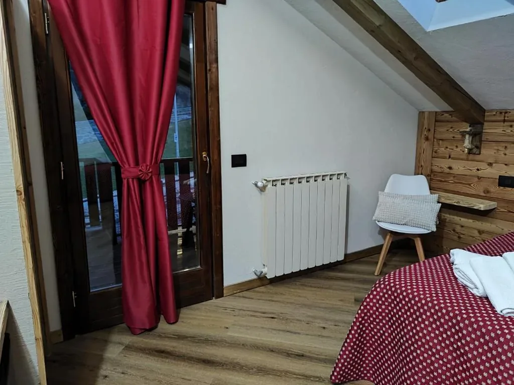 Triple Room — A casa da Elide