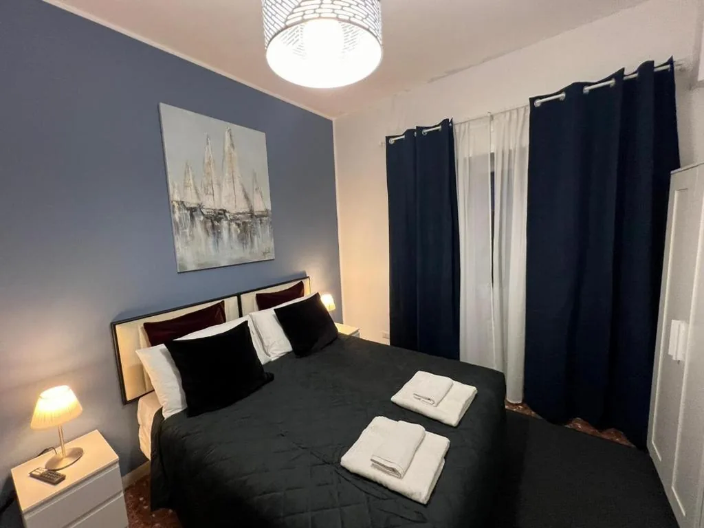 Triple Room — affittacamere appia nuova 639