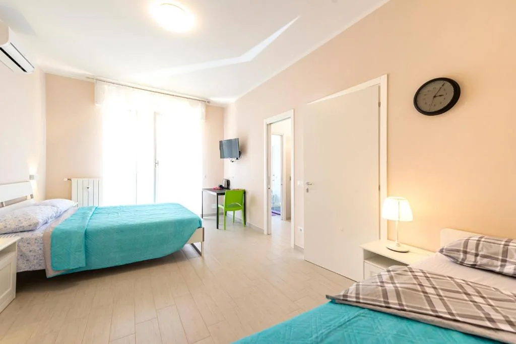 Camera Tripla — AFFITTACAMERE ARCOBALENO