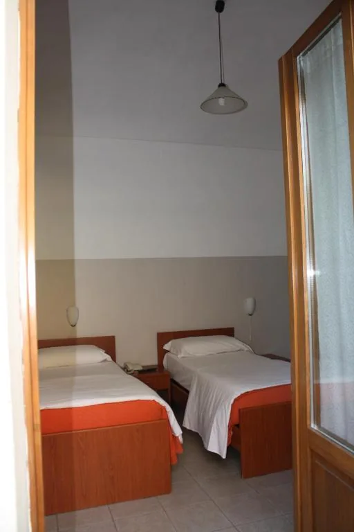 Camera Tripla — Albergo Avalon