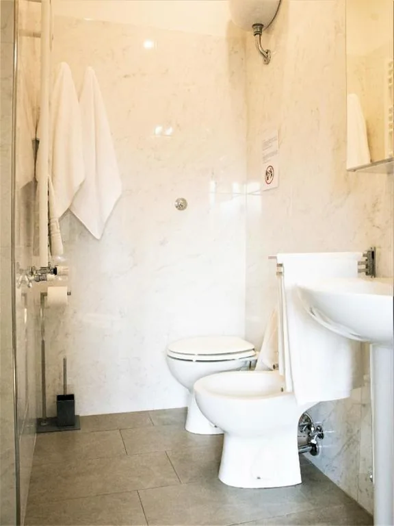Camera Tripla — B&B Dea Tiburtina