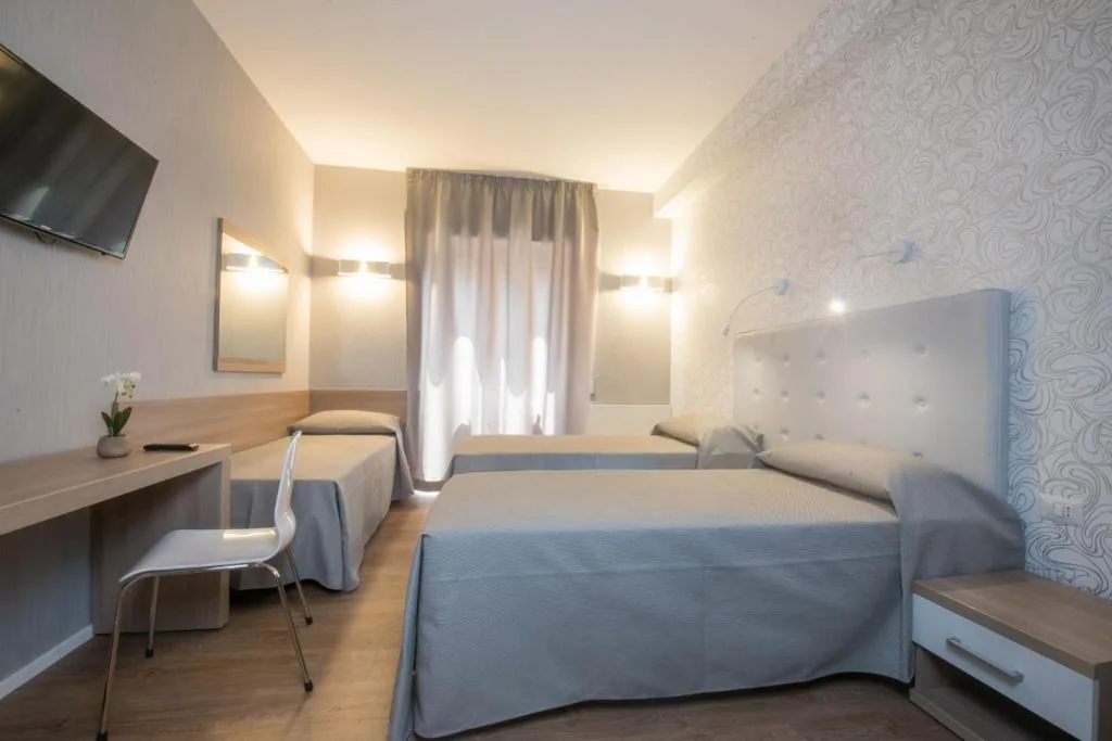 Camera Tripla — B&B Fantasie Romane