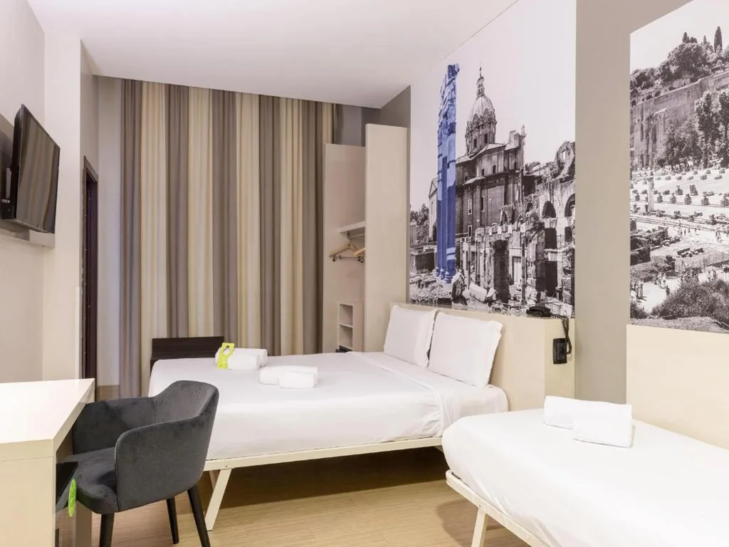 Camera Tripla — B&B Hotel Roma Trastevere