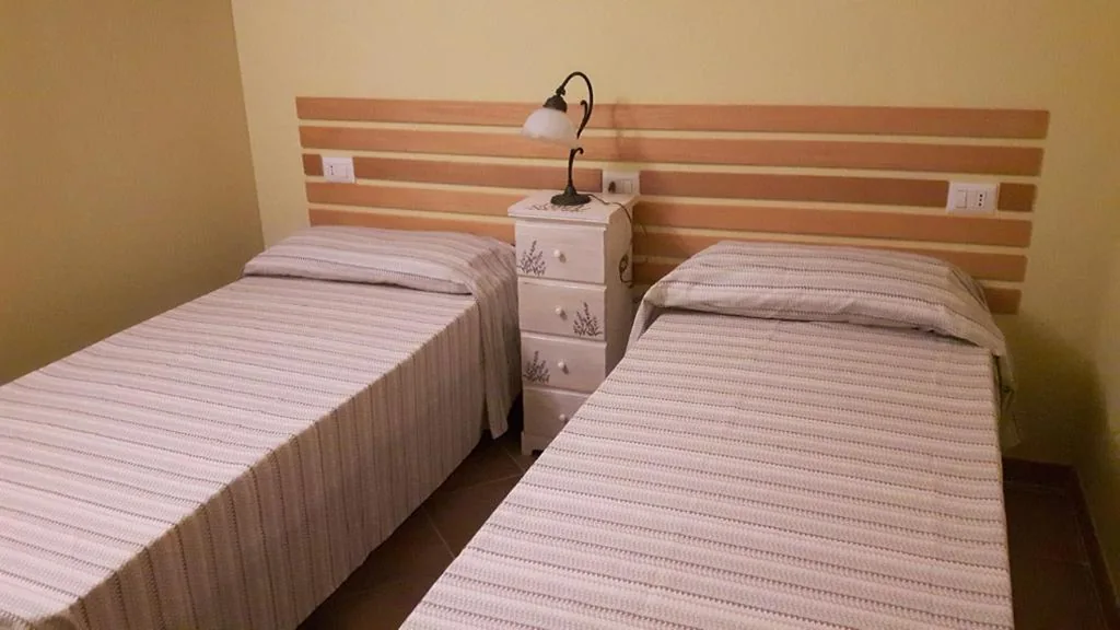 Camera Tripla — B&B La villetta rossa