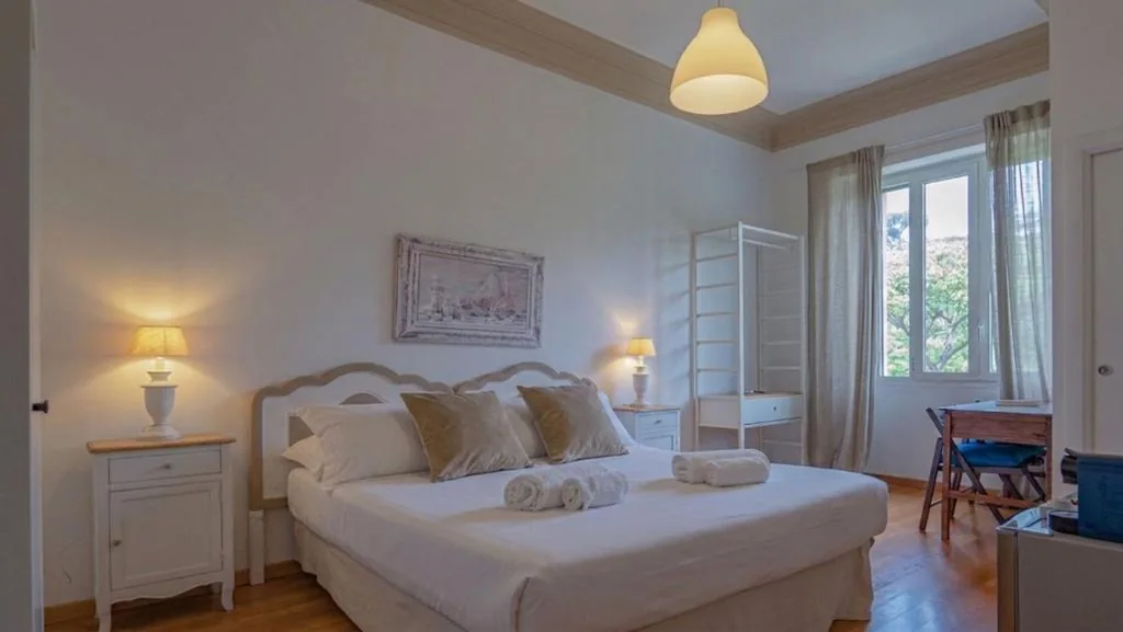 Triple Room Basic — Le Suites di Tevere Home