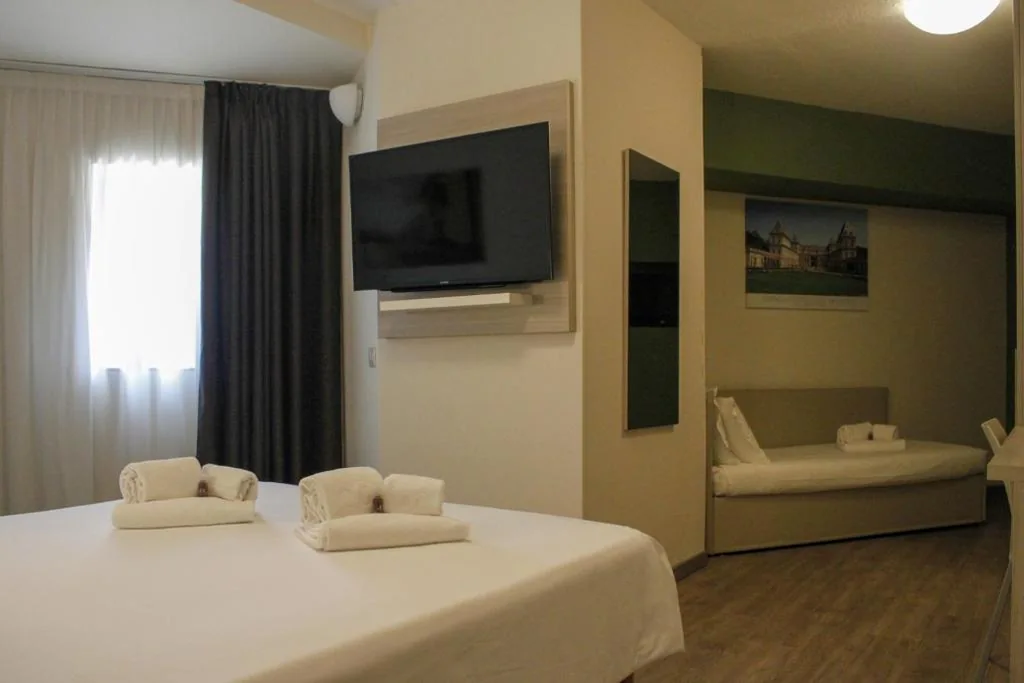 Camera Tripla — Best Quality Hotel Politecnico