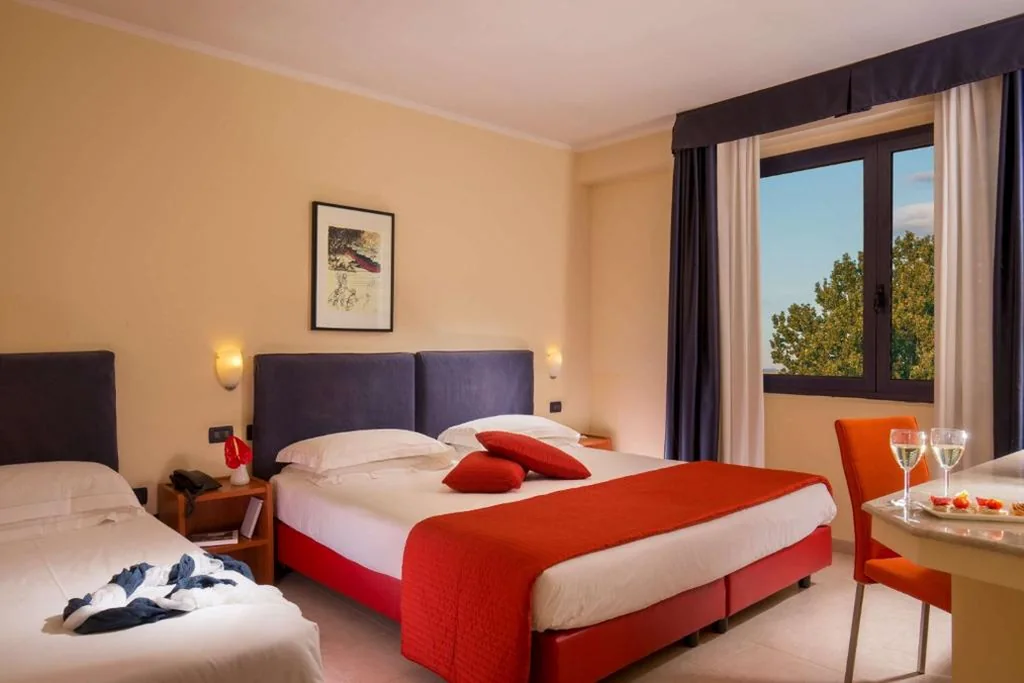 Camera Tripla — Best Western Blu Hotel Roma