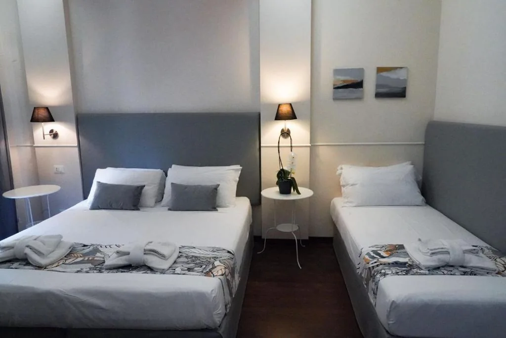 Triple Room — Caesar Place