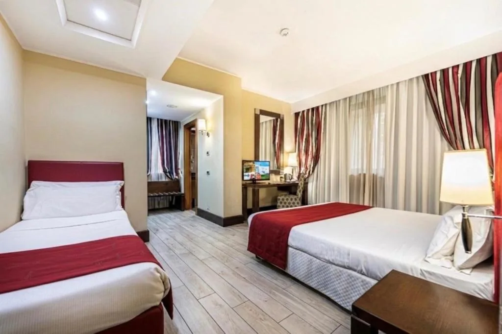 Triple Room — Cardinal Hotel St. Peter