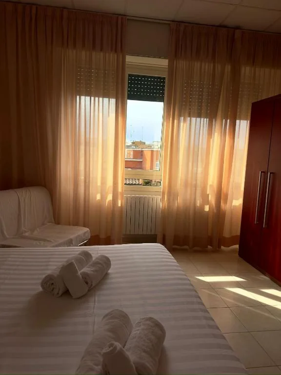 Triple Room — Casa Per Ferie Canobi 18