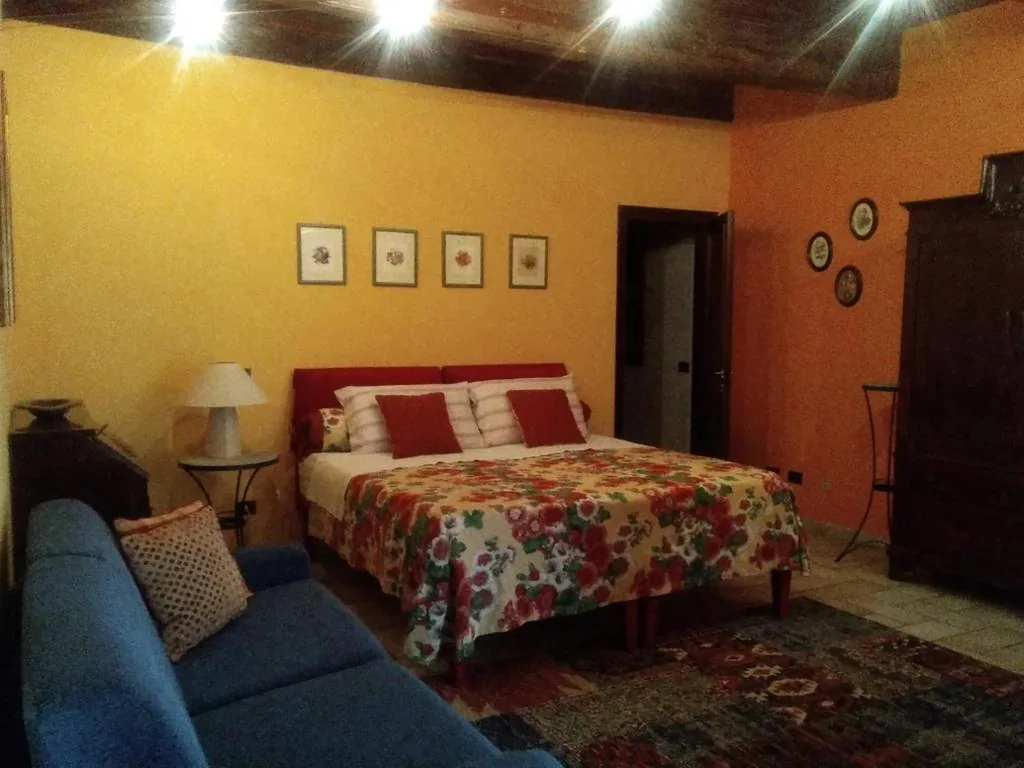 Triple Room — Cascina Baresane