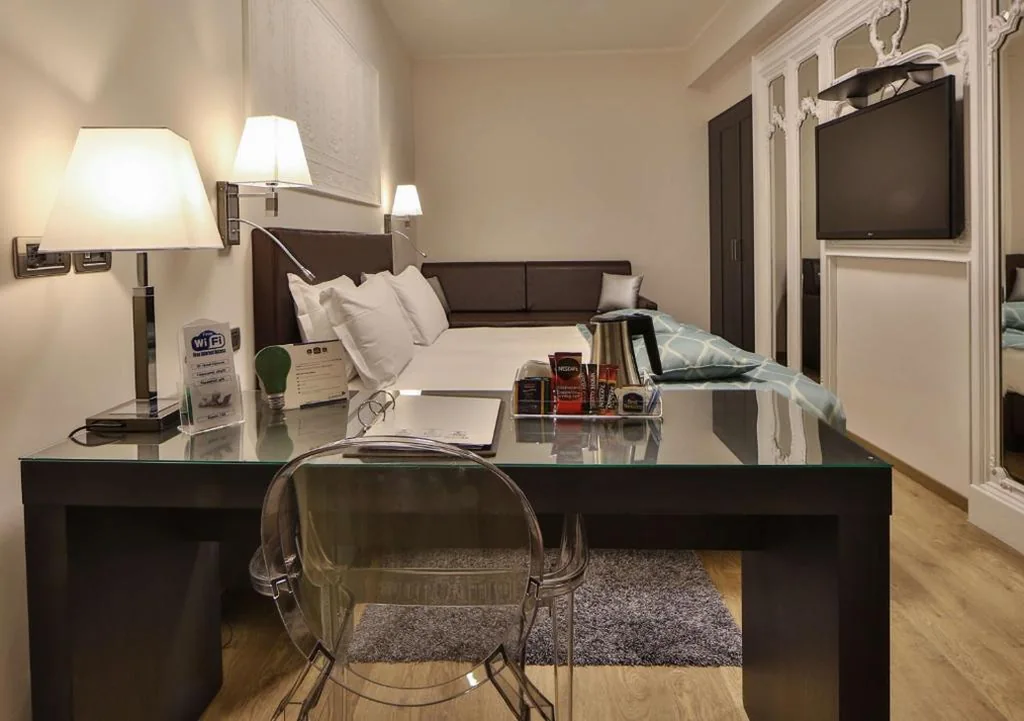 Classic Triple Room — Best Western Plus Hotel Genova
