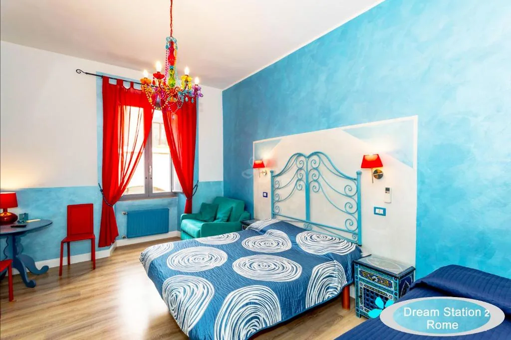 Classic Triple Room — Dream Station 2