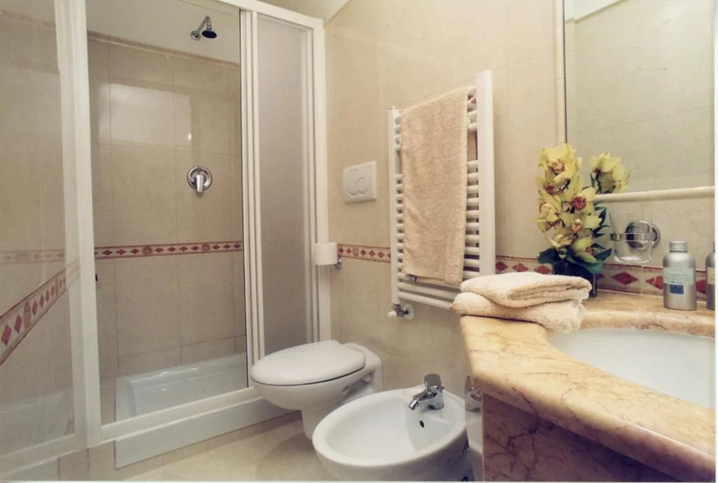 Classic Triple Room — Hotel Magic